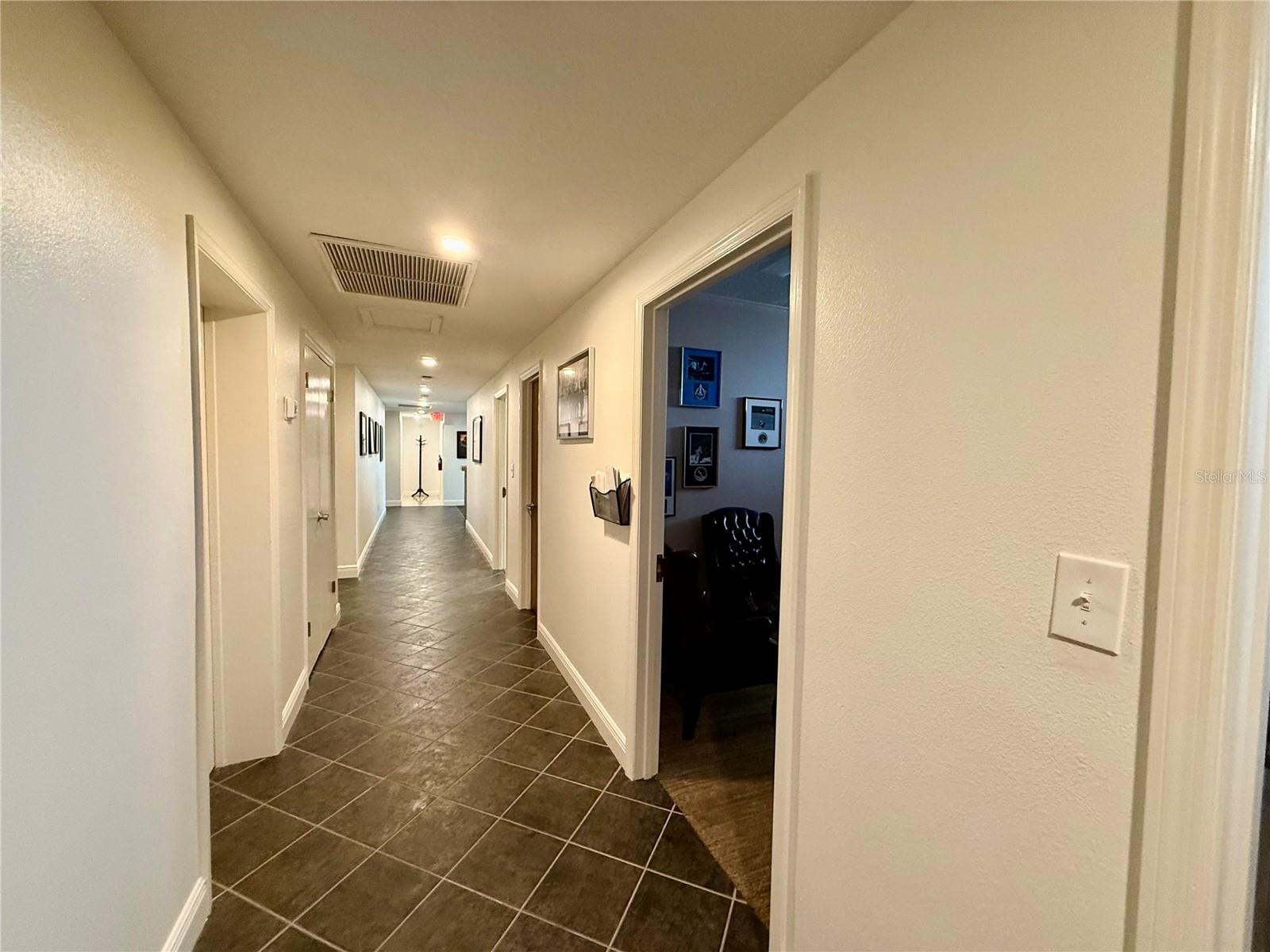 220 Coral Sands Dr Property Photo 28