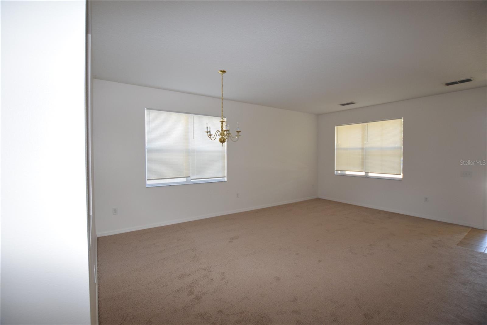 622 Alfani St Property Photo 7
