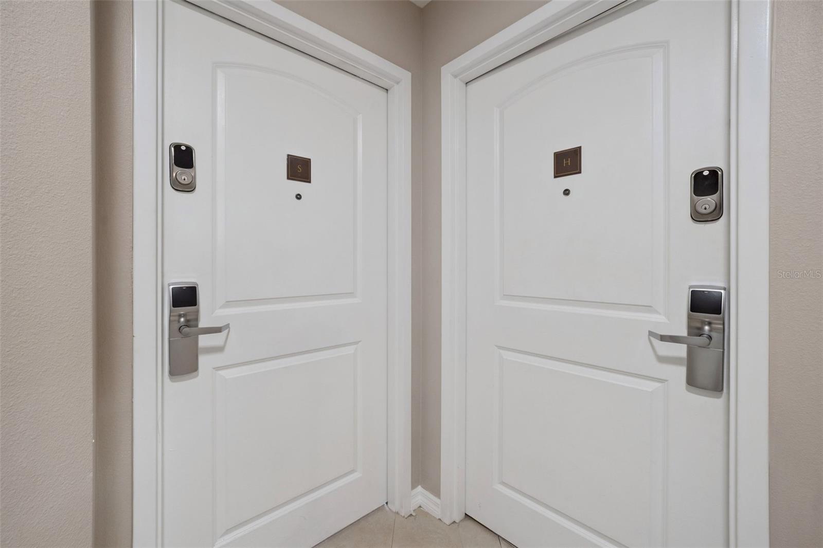 7395 Universal Blvd #1205 Property Photo 4