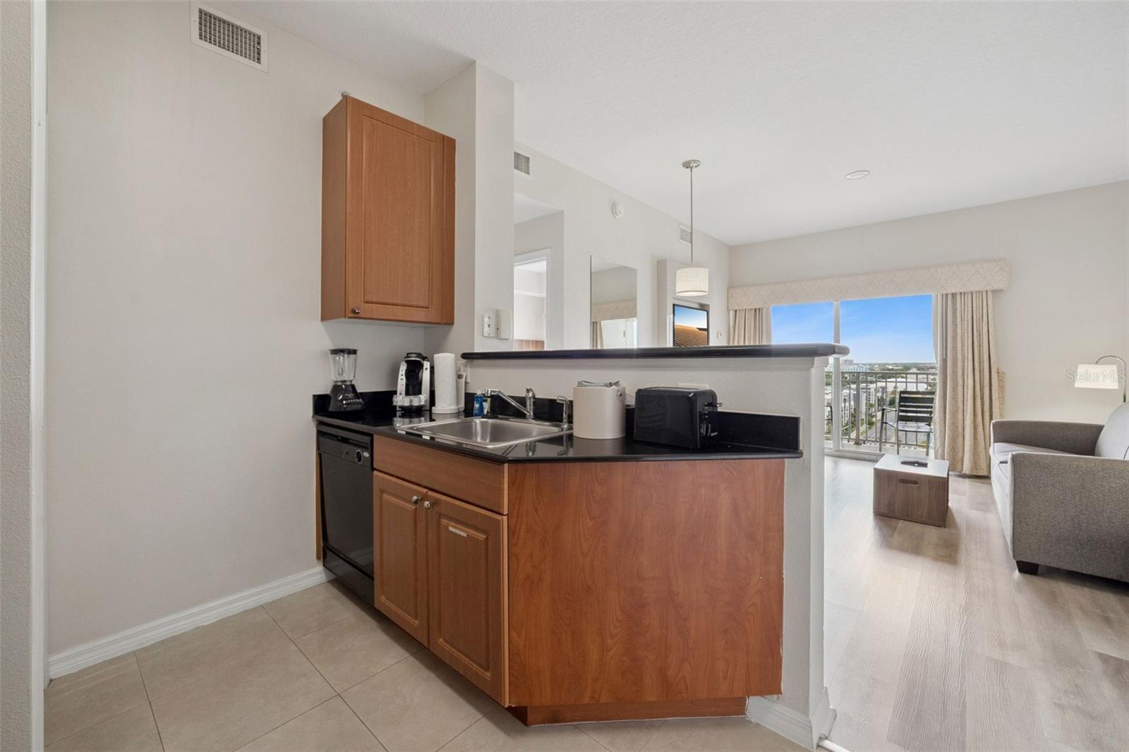 7395 Universal Blvd #1205 Property Photo 10