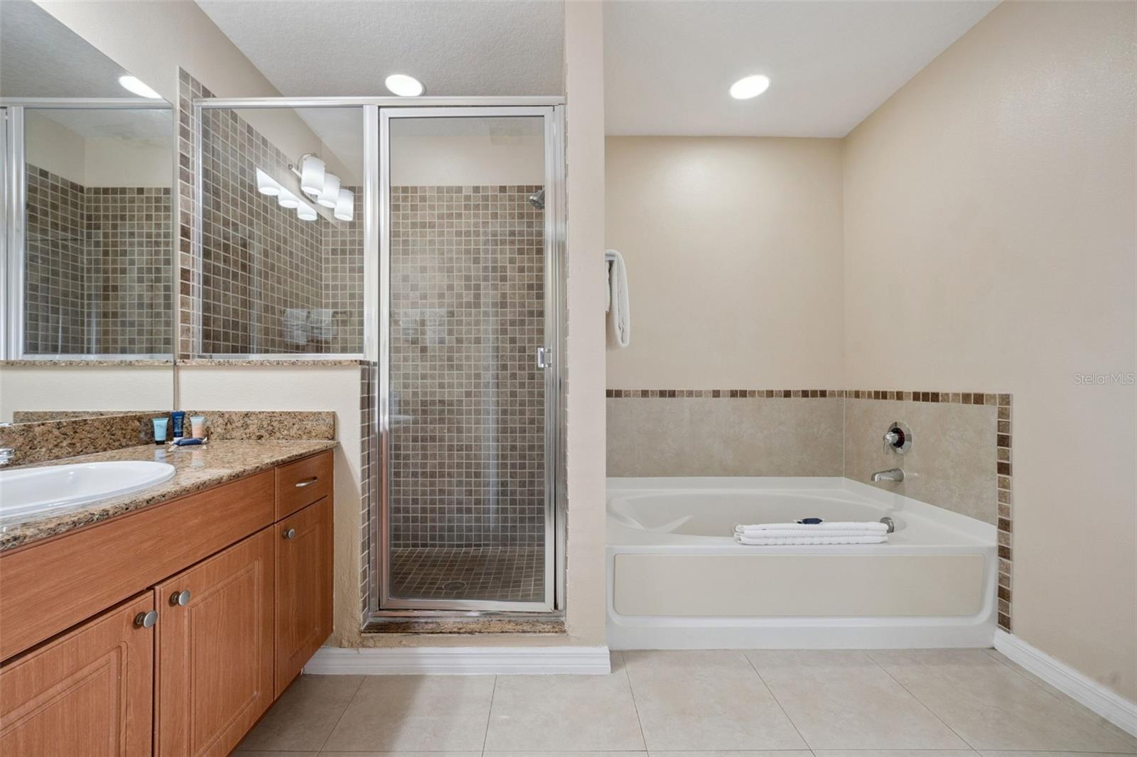 7395 Universal Blvd #1205 Property Photo 15
