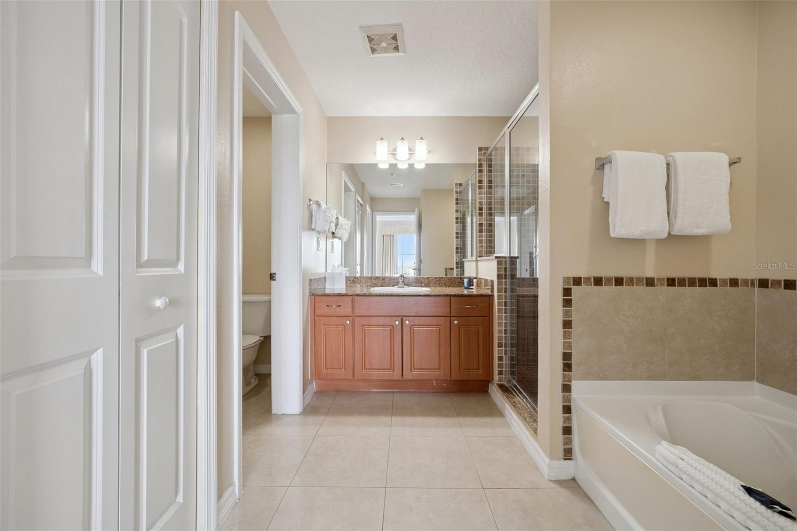 7395 Universal Blvd #1205 Property Photo 16