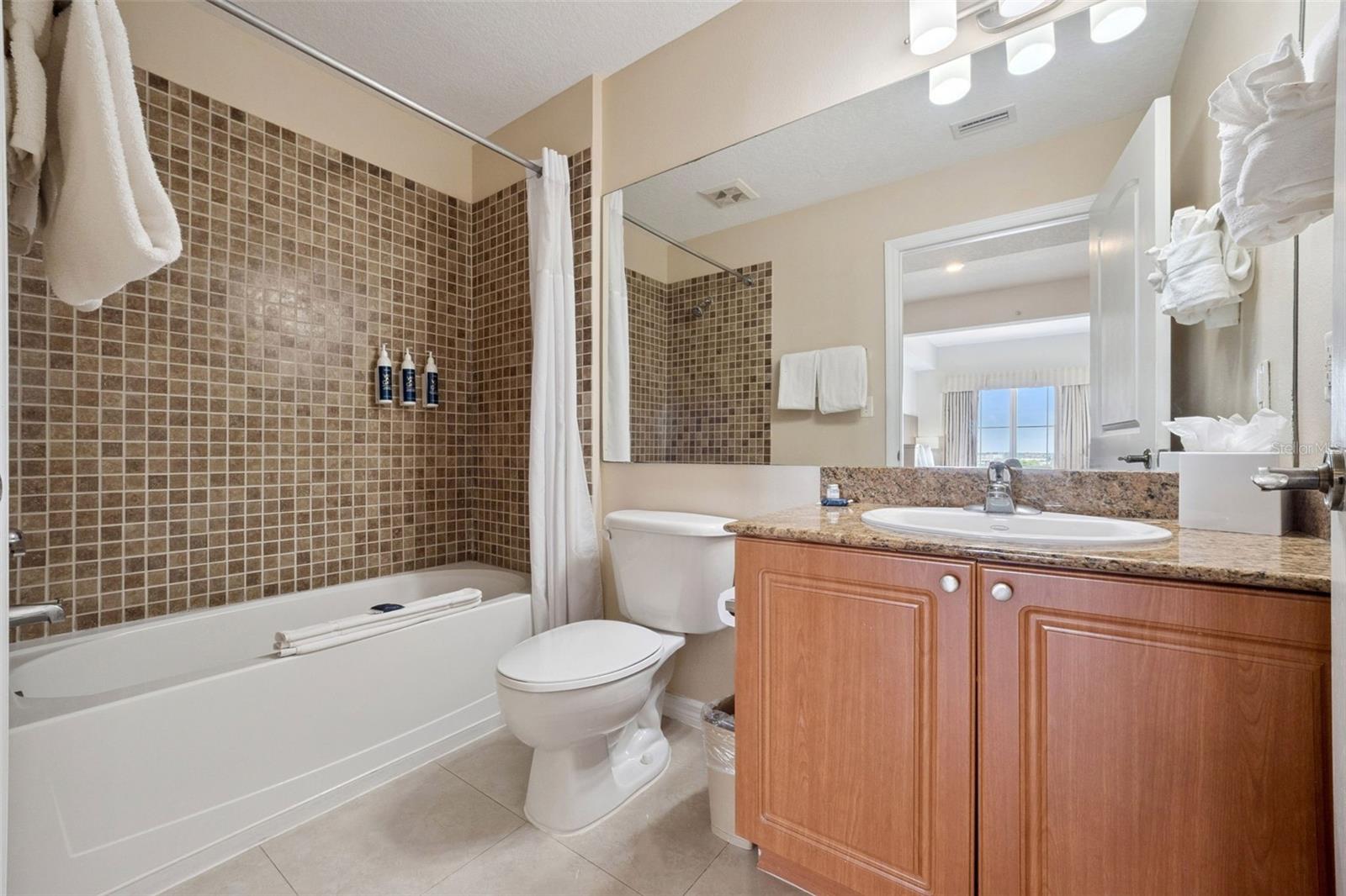 7395 Universal Blvd #1205 Property Photo 24