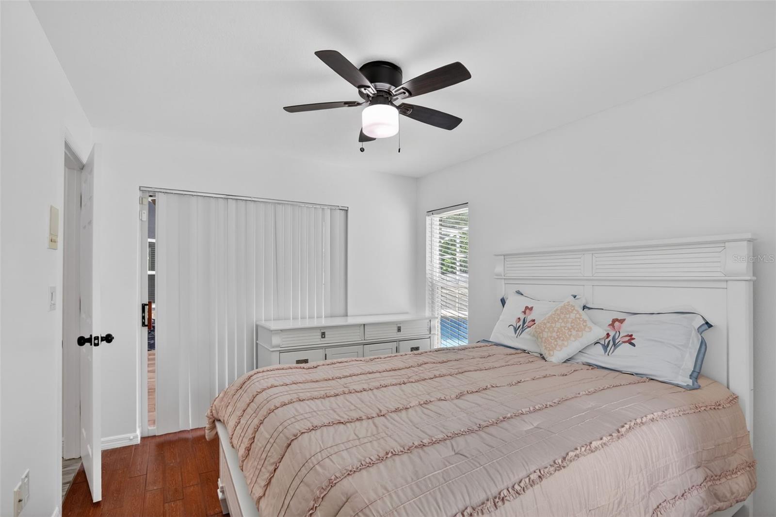 5232 Hammock Cir Property Photo 24