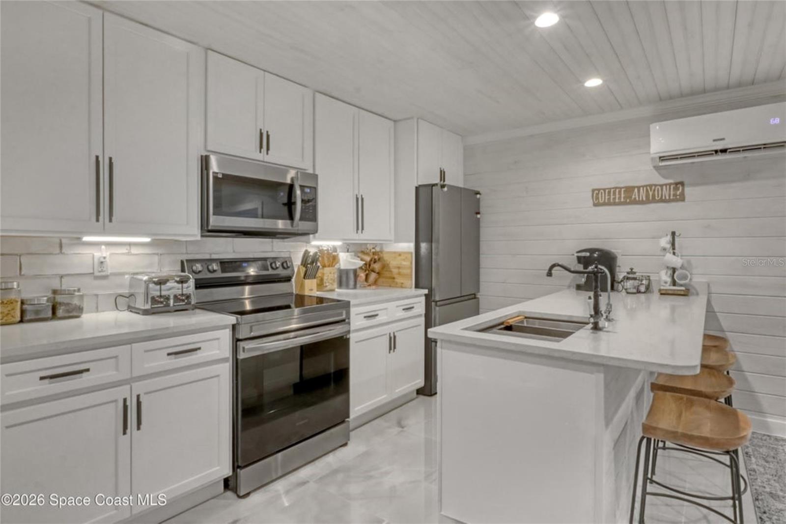 4325 N Highway 1 Property Photo 14