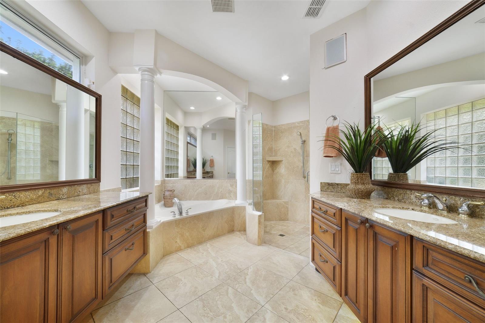 3308 Lukas Cv Property Photo 24