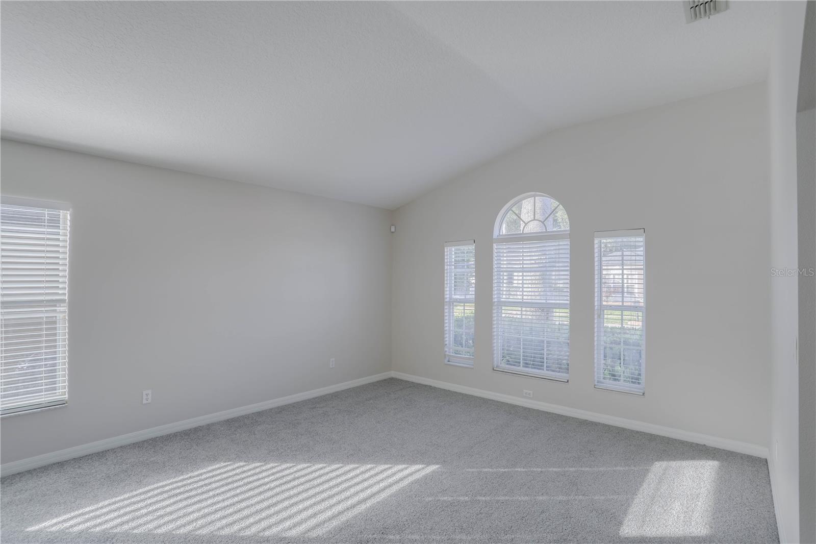 9983 Brodbeck Blvd Property Photo 6