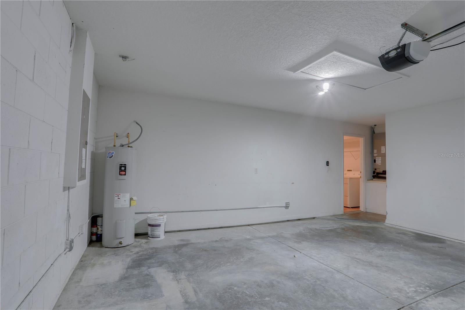 9983 Brodbeck Blvd Property Photo 37