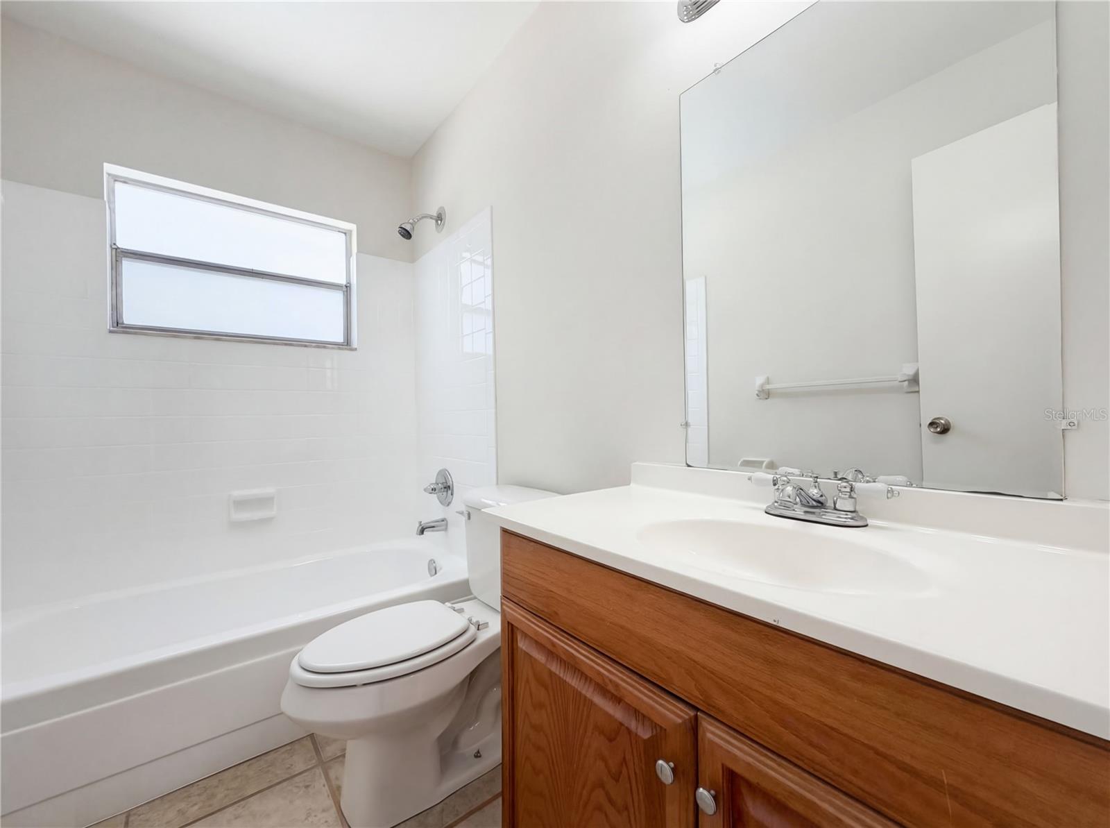 909 Winchester Ct Property Photo 17