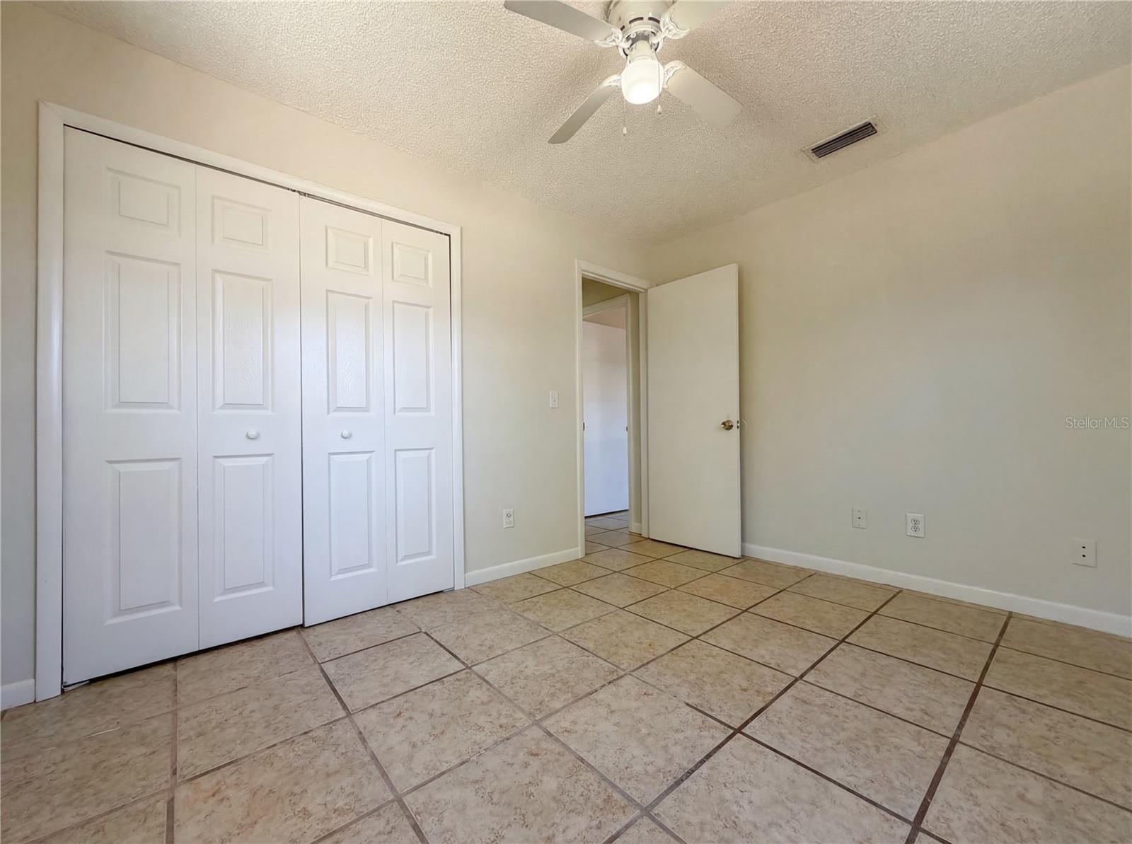 909 Winchester Ct Property Photo 19