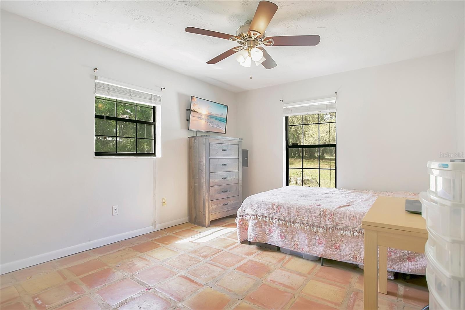 3116 E Buck Property Photo 12