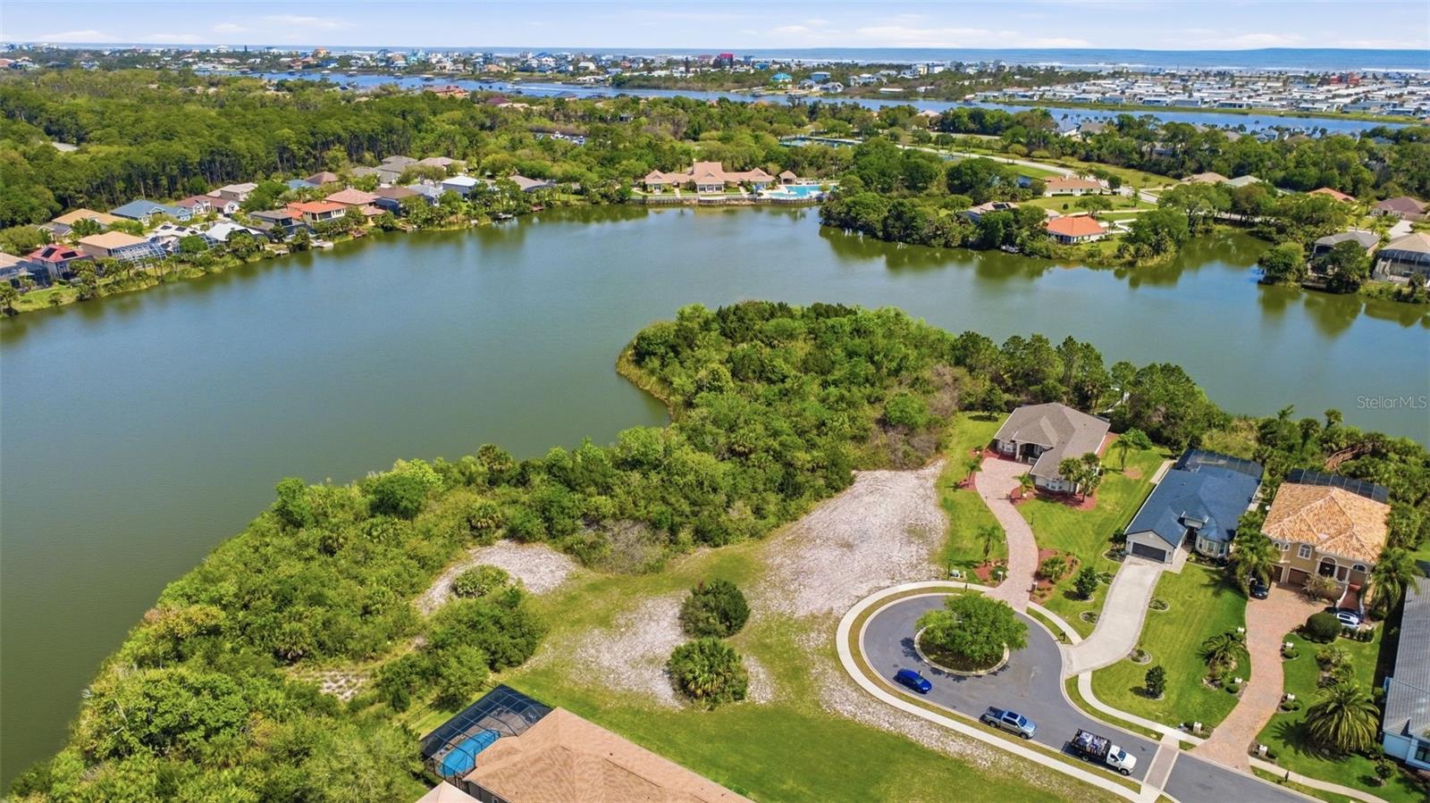 151 N Lakewalk Dr Property Photo 6