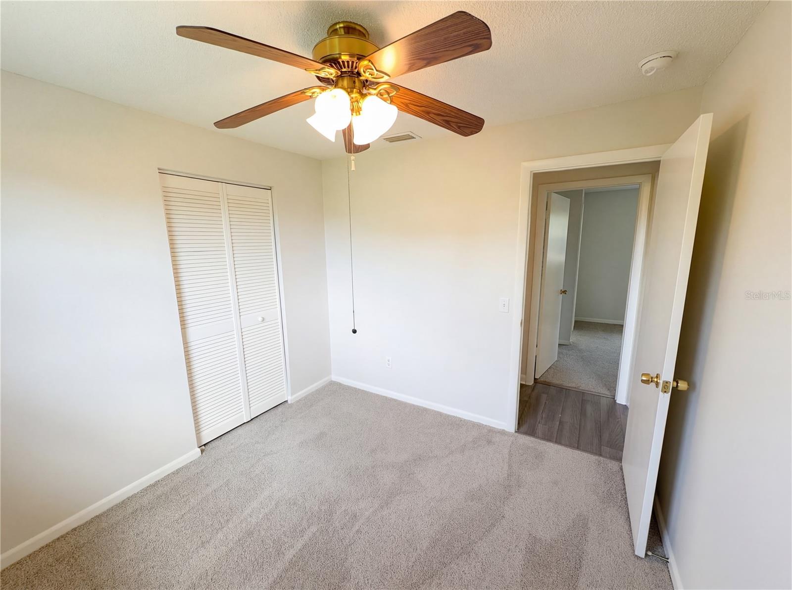 905 Cedar Dr Property Photo 21