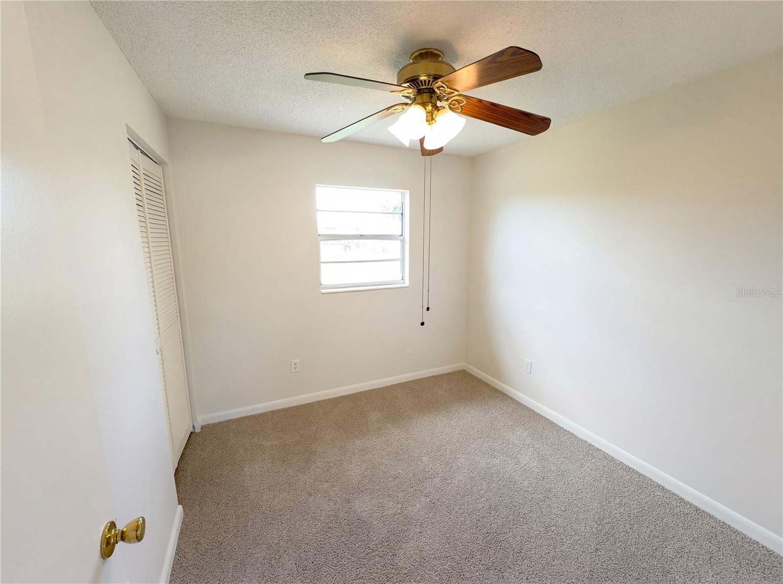 905 Cedar Dr Property Photo 22