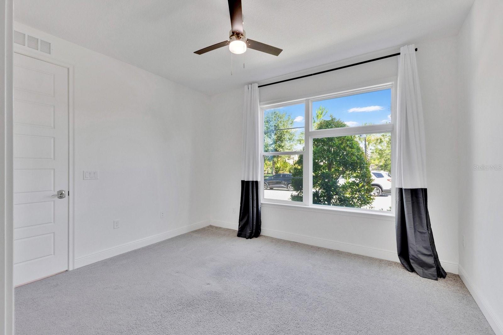 9868 Bucklow Hill Dr Property Photo 7