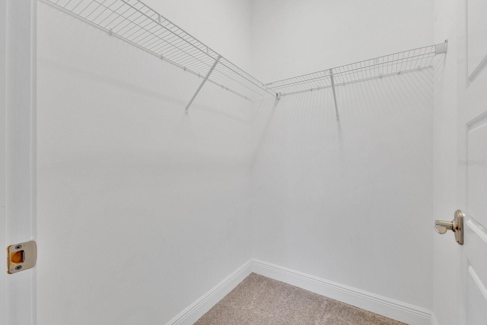 9868 Bucklow Hill Dr Property Photo 8