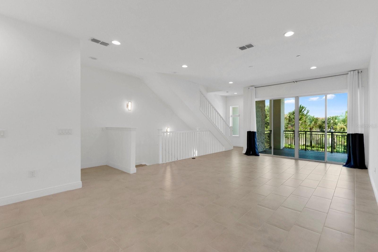 9868 Bucklow Hill Dr Property Photo 16