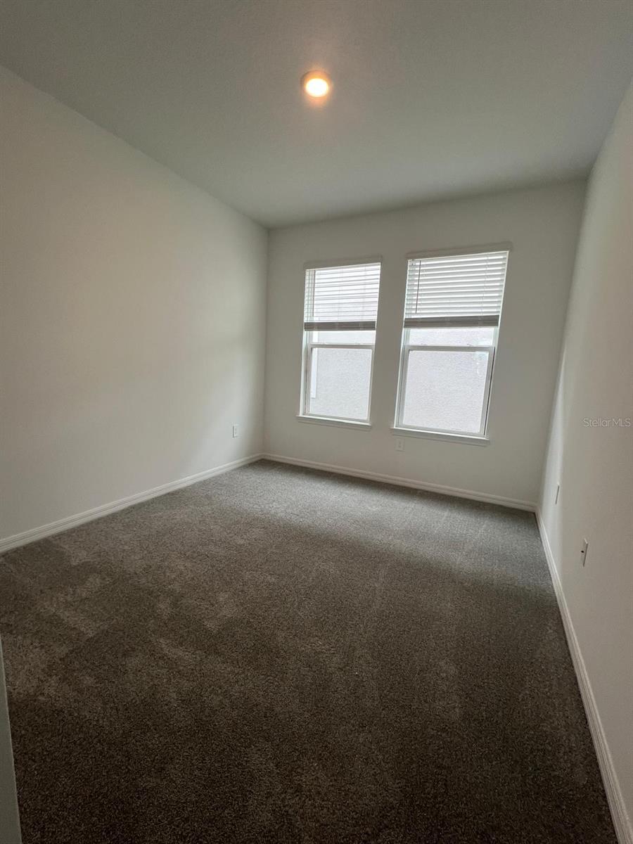 5274 Kildare Pl Property Photo 7