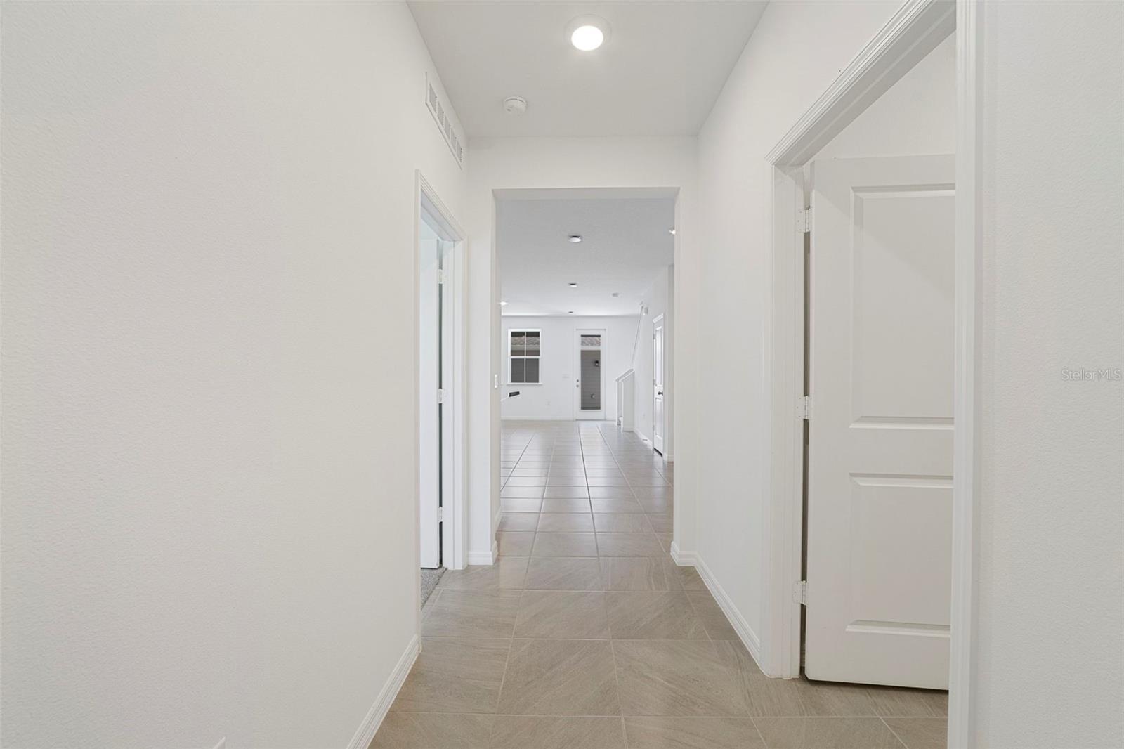 684 Lola Ln Property Photo 11