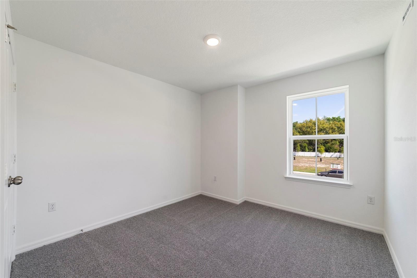 684 Lola Ln Property Photo 25