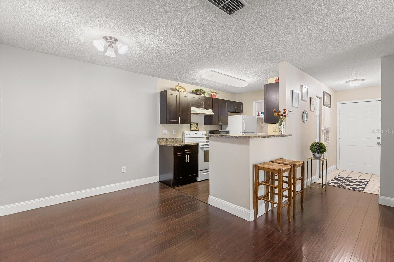 2501 Grassy Point Dr #103 Property Photo 9