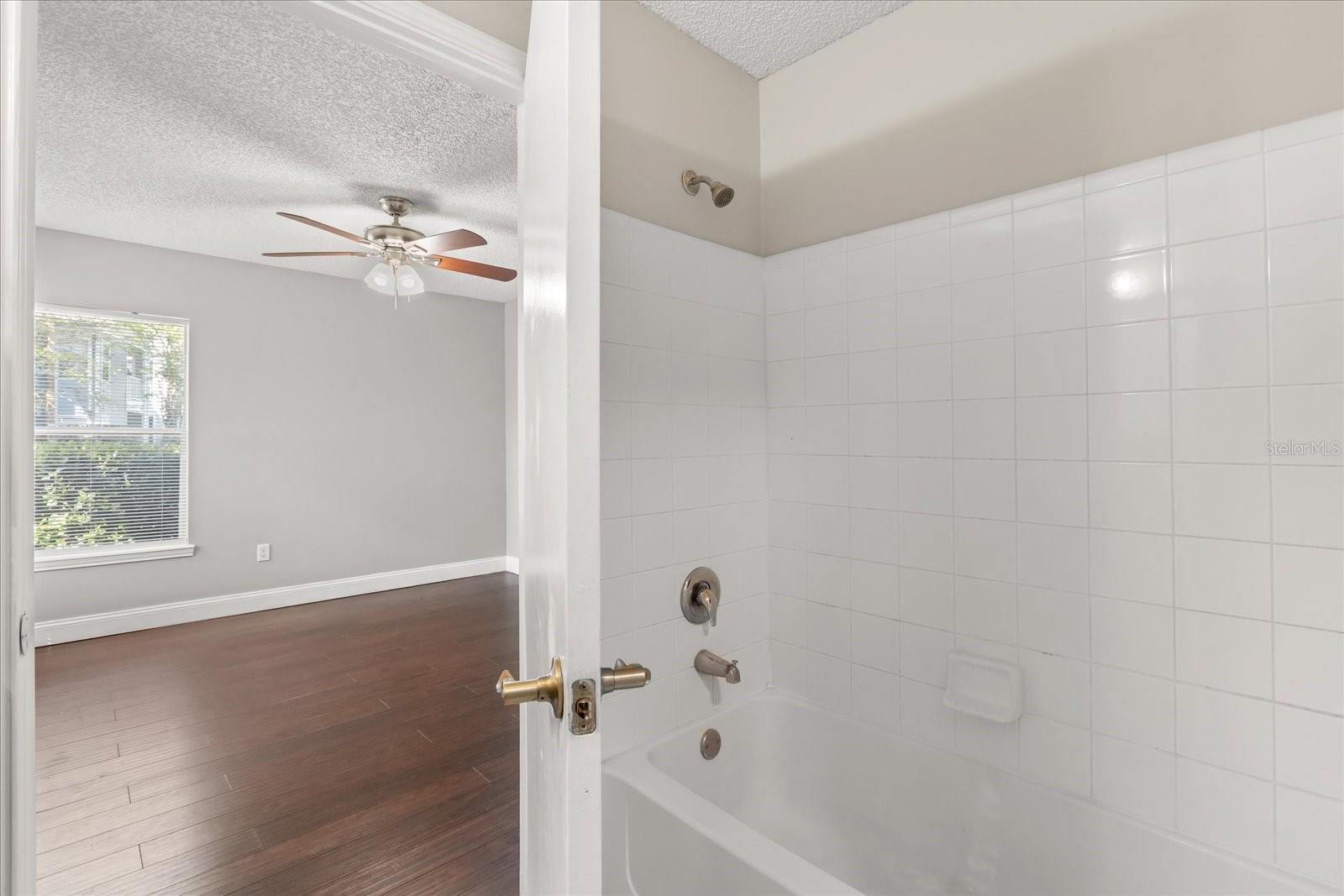 2501 Grassy Point Dr #103 Property Photo 25