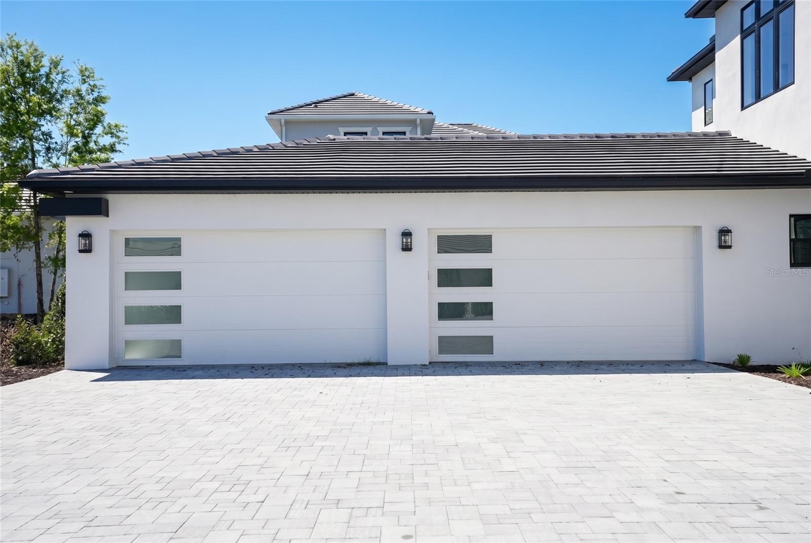 16000 Pendio Dr Property Photo 2