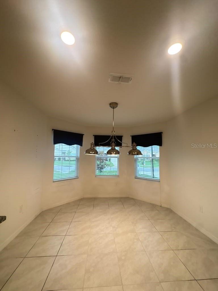 329 Winged Elm Dr Property Photo 7
