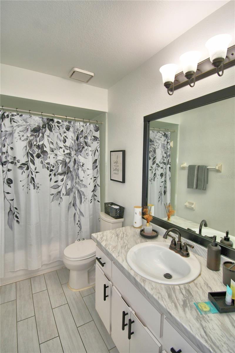 2935 Dickens Cir Property Photo 27
