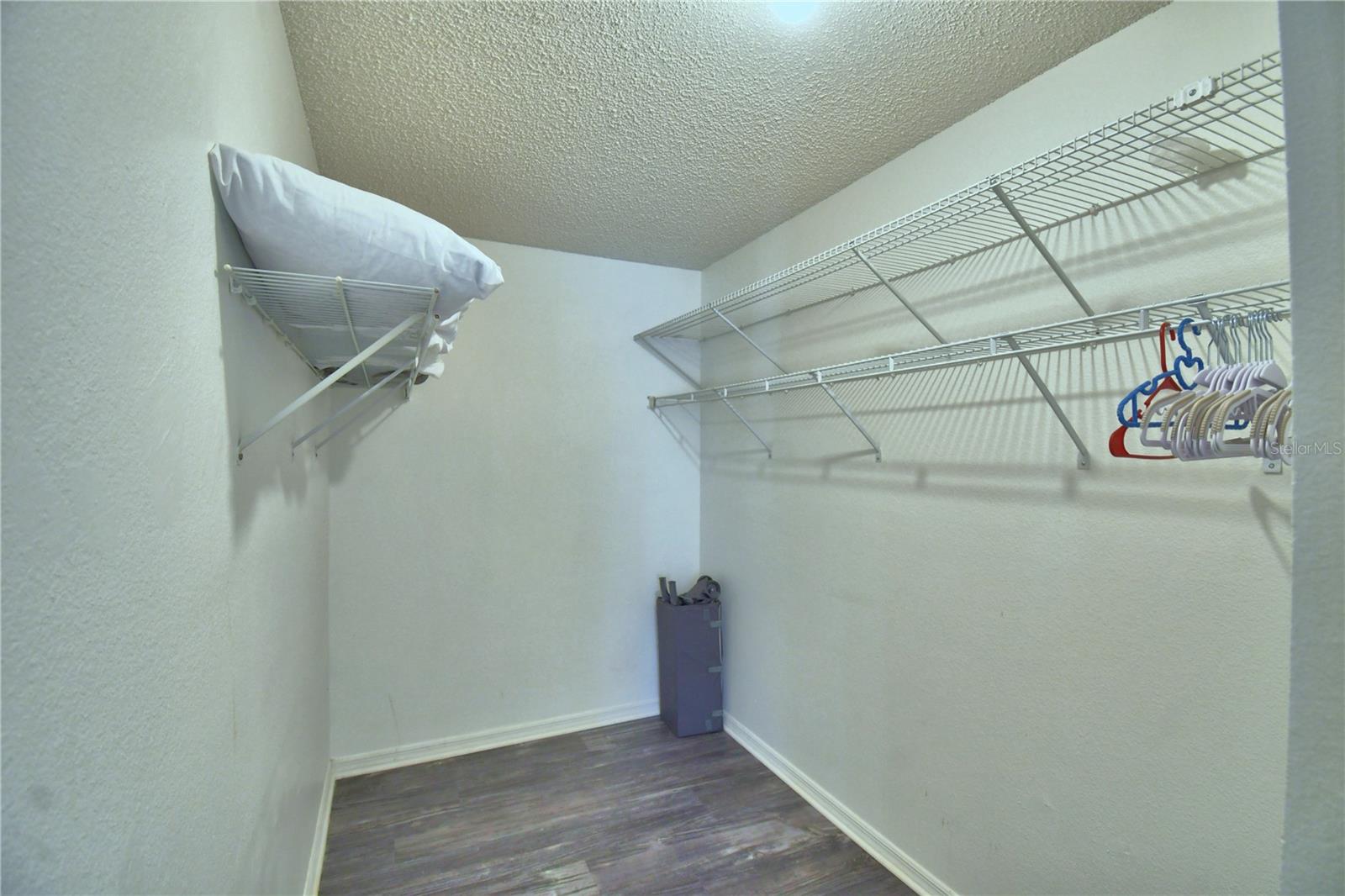 2935 Dickens Cir Property Photo 41