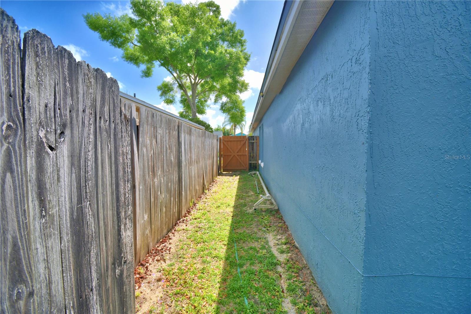 2935 Dickens Cir Property Photo 57