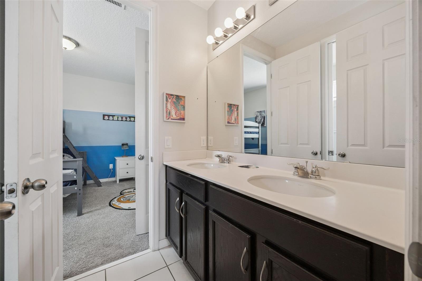 9008 Sunshine Ridge Loop Property Photo 24