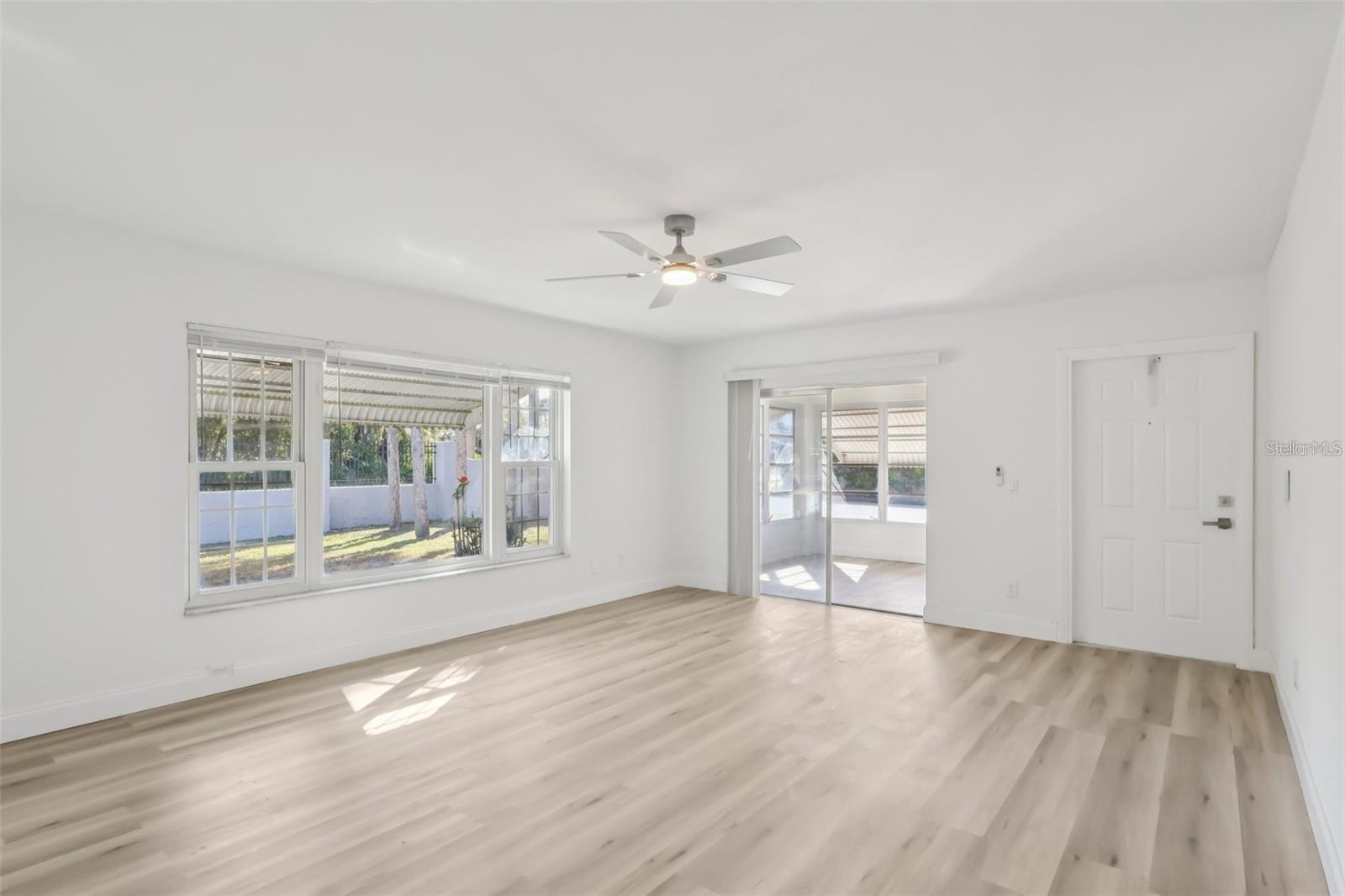 11147 Acme Dr #207d Property Photo 3