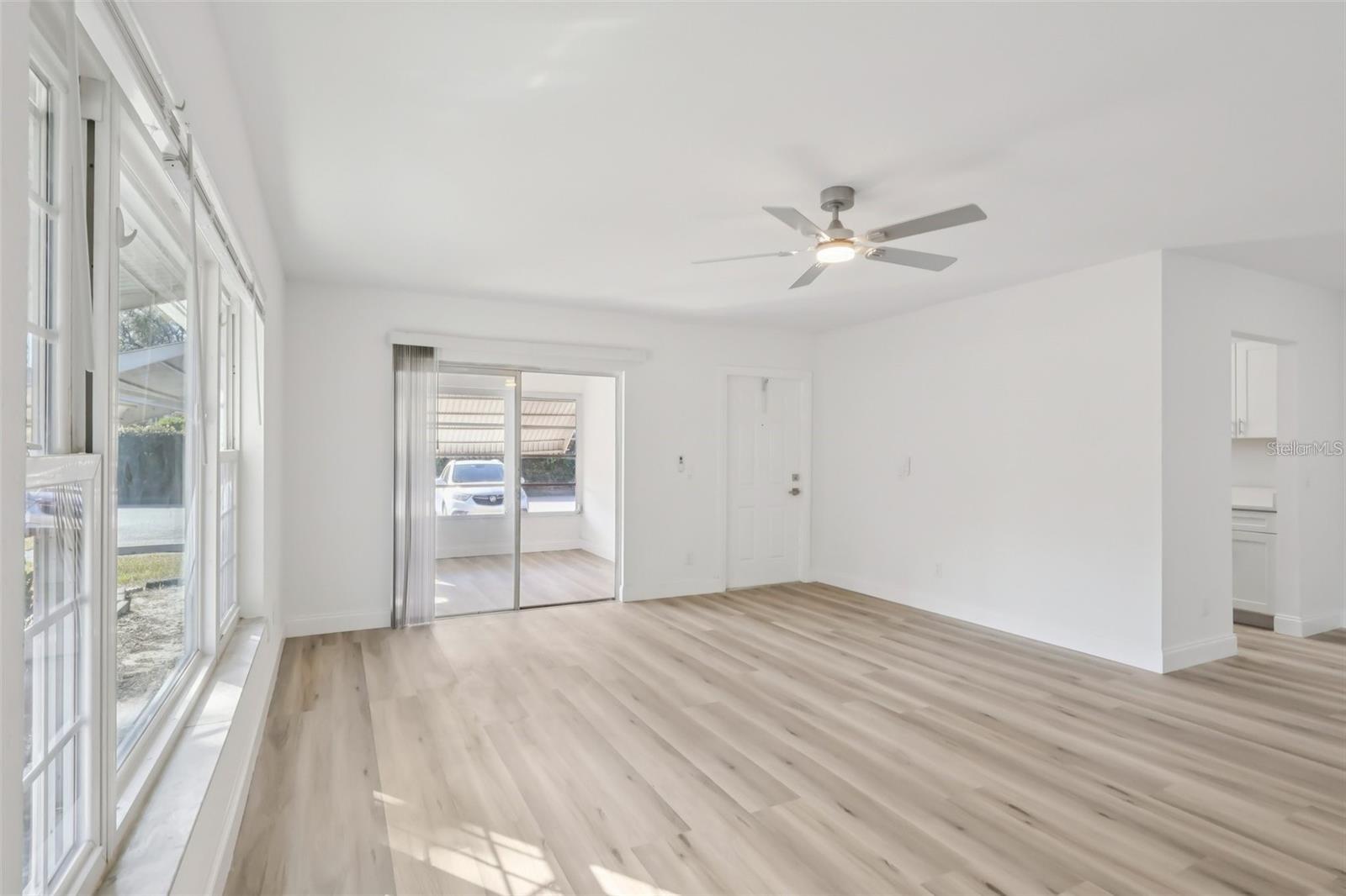 11147 Acme Dr #207d Property Photo 5
