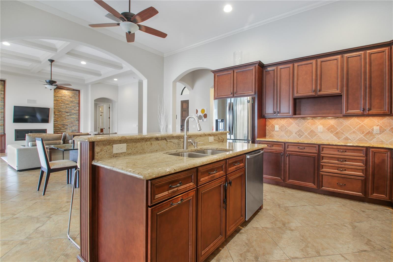 11820 Waterstone Loop Dr Property Photo 8