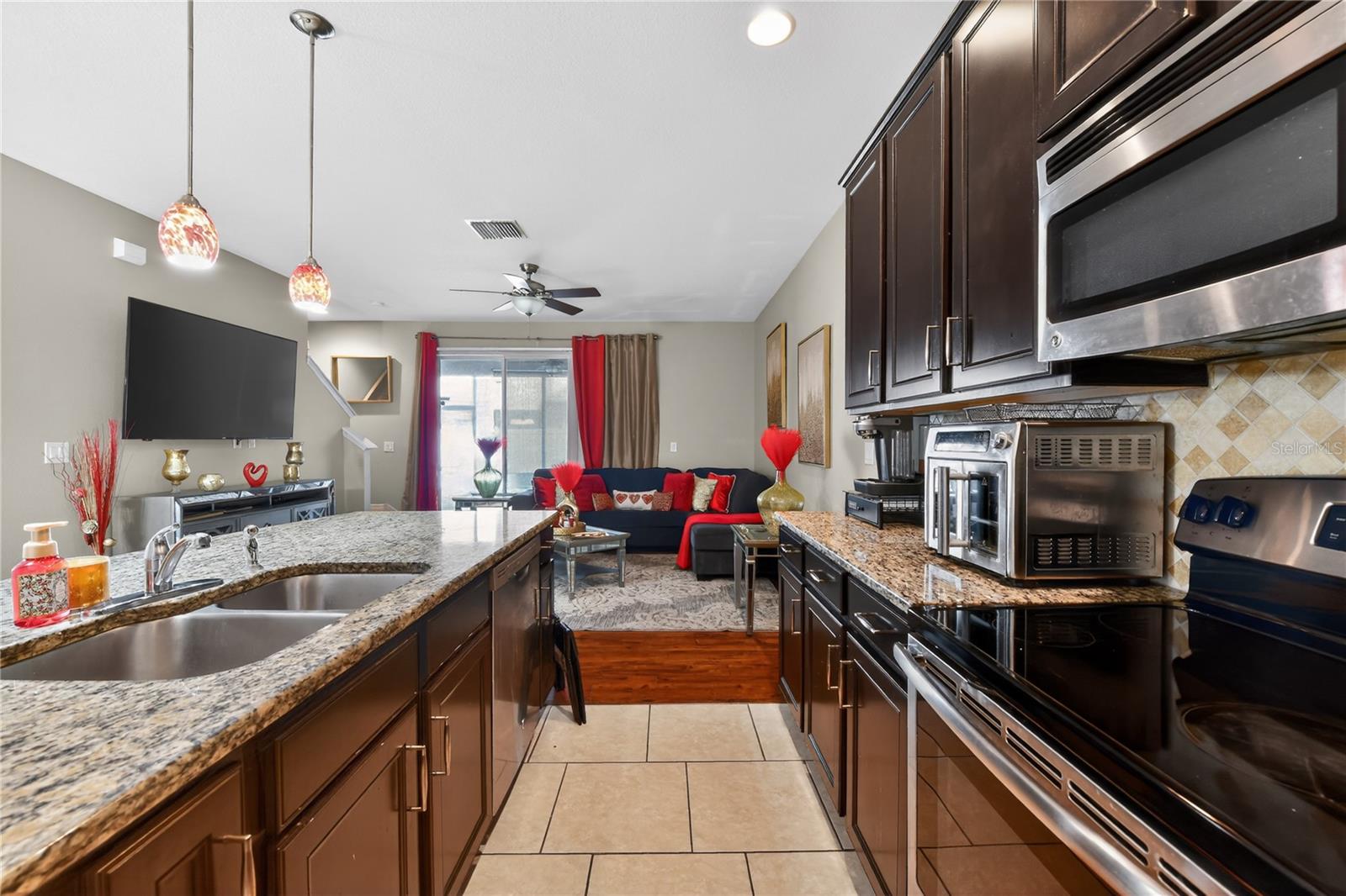 10420 Butterfly Wing Ct Property Photo 5