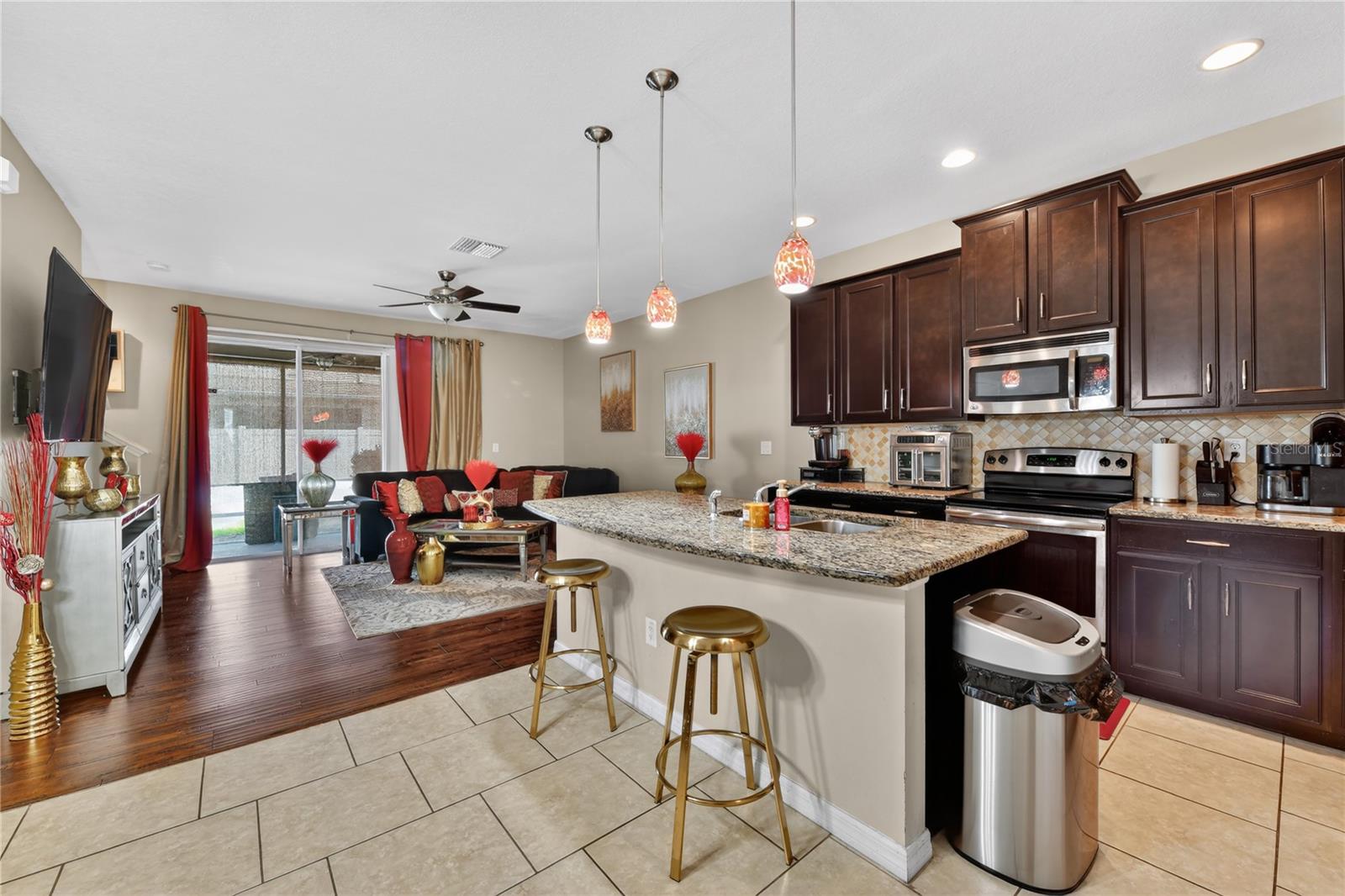 10420 Butterfly Wing Ct Property Photo 8