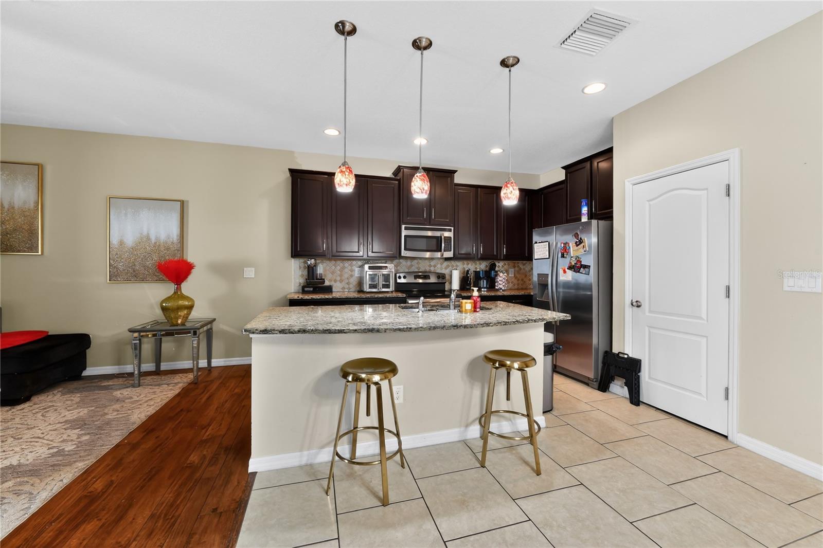 10420 Butterfly Wing Ct Property Photo 11
