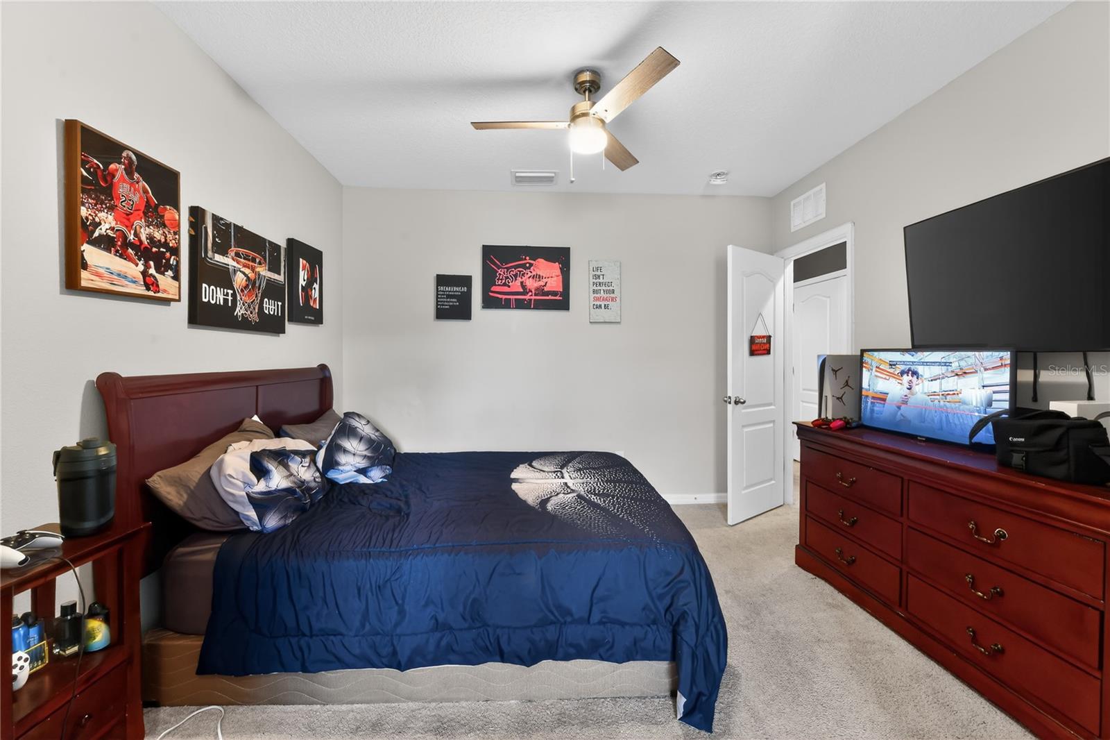 10420 Butterfly Wing Ct Property Photo 20