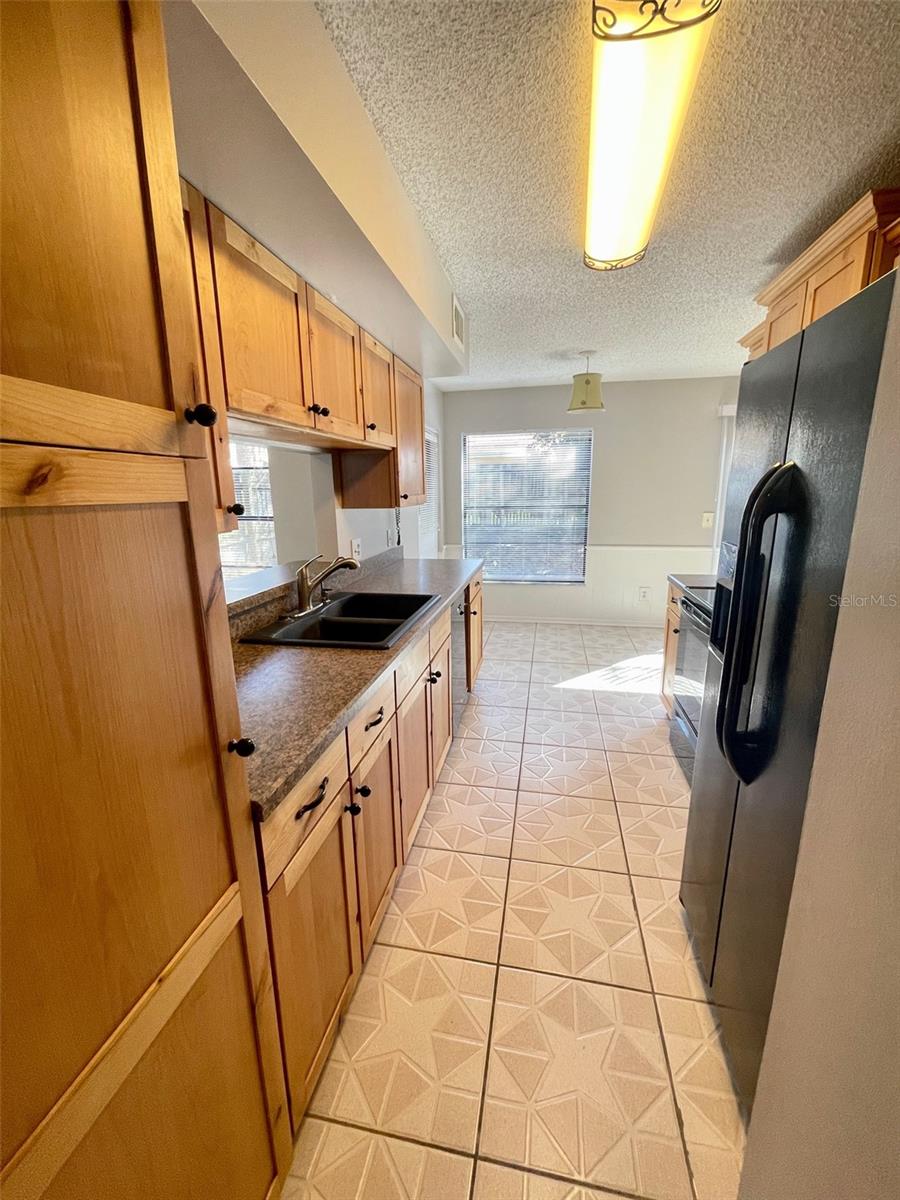 1234 Crossfield Dr Property Photo 7