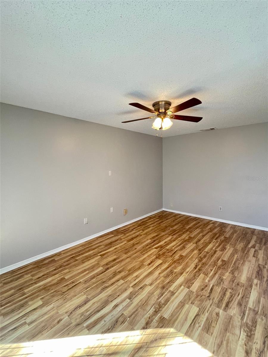 1234 Crossfield Dr Property Photo 9