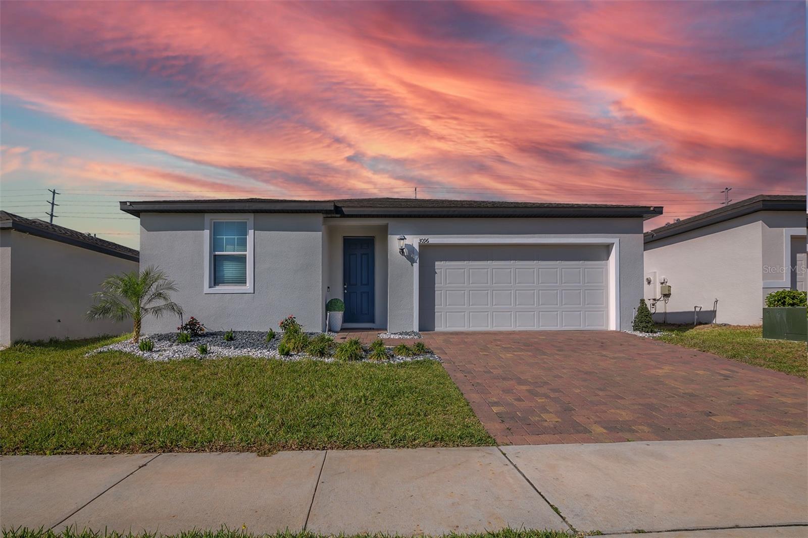 O6396269 Property Photo 2