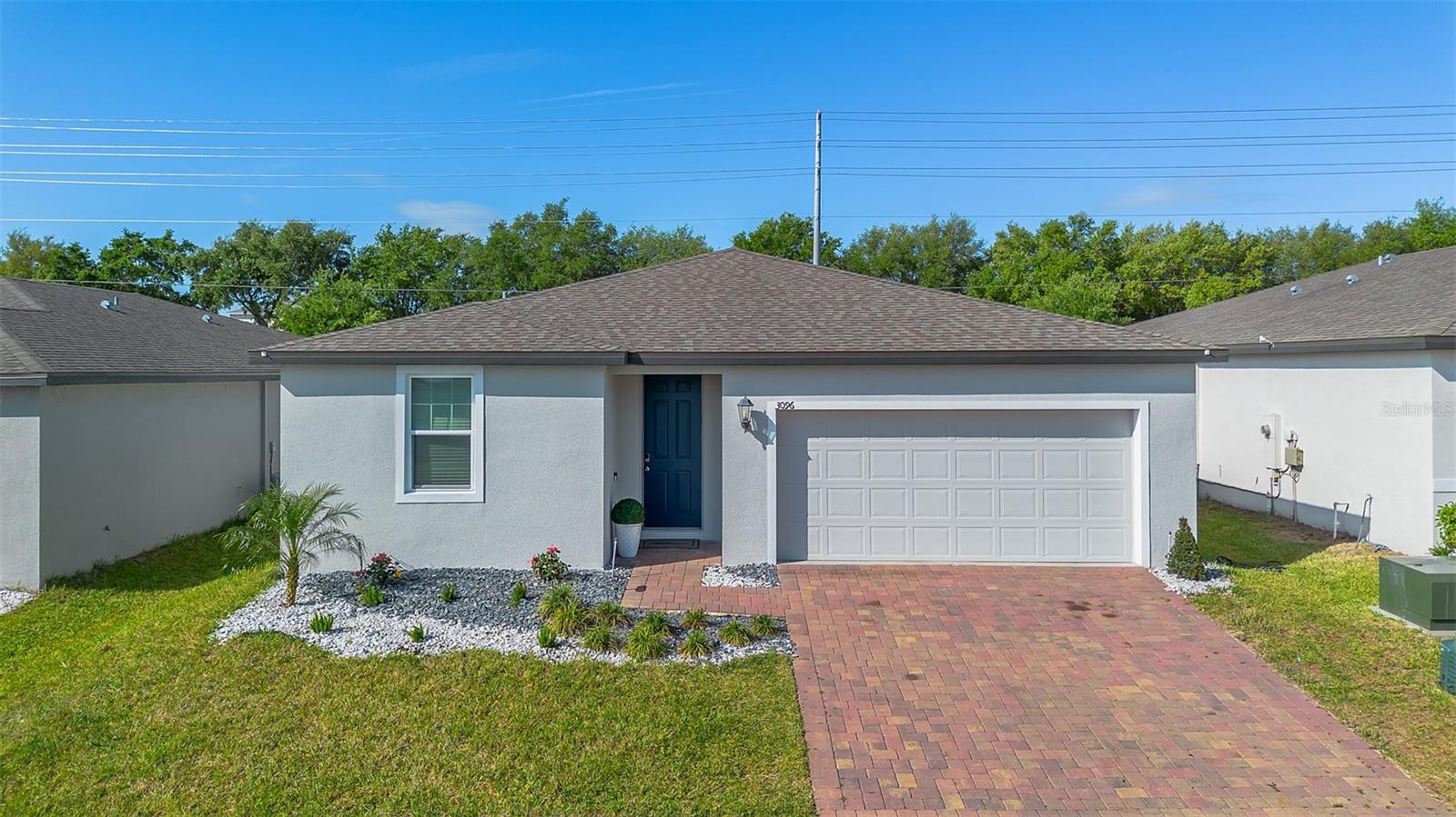 O6396269 Property Photo 3