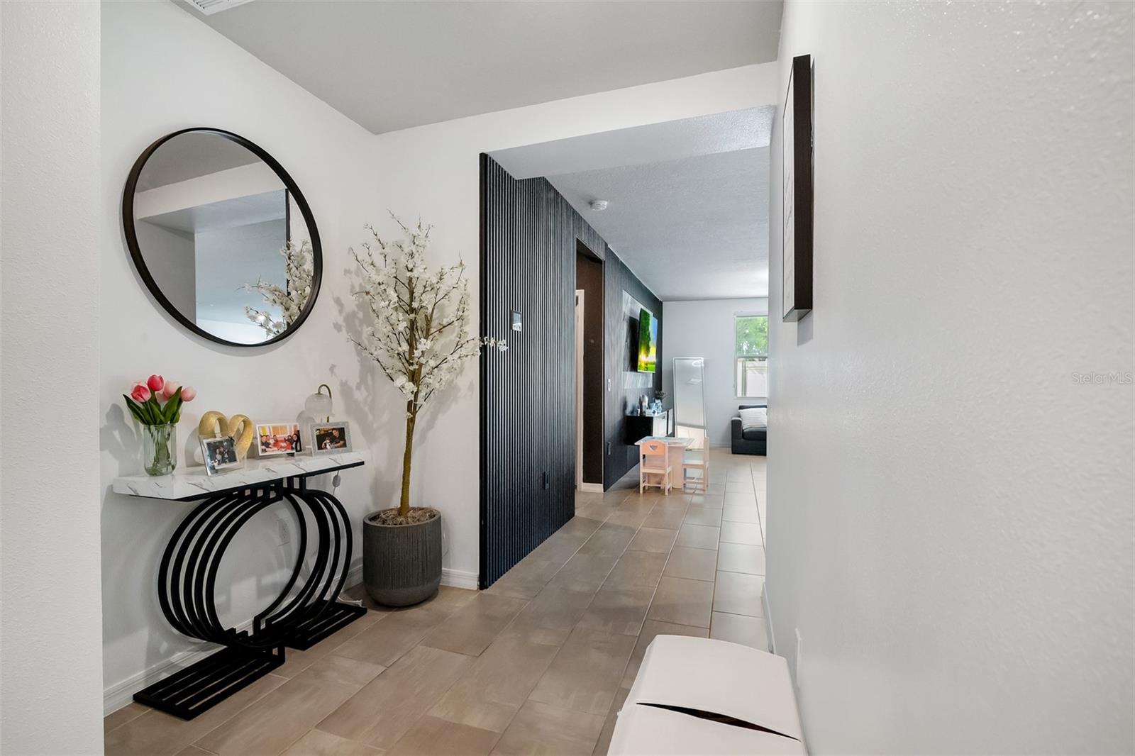 O6396269 Property Photo 8