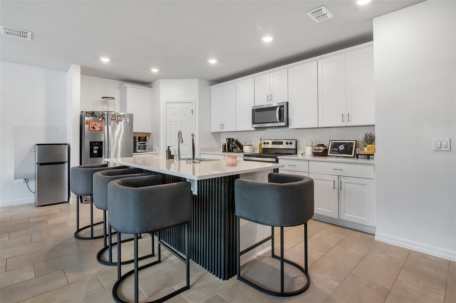 O6396269 Property Photo 10