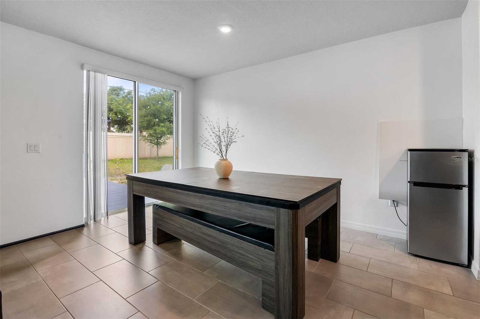 O6396269 Property Photo 12