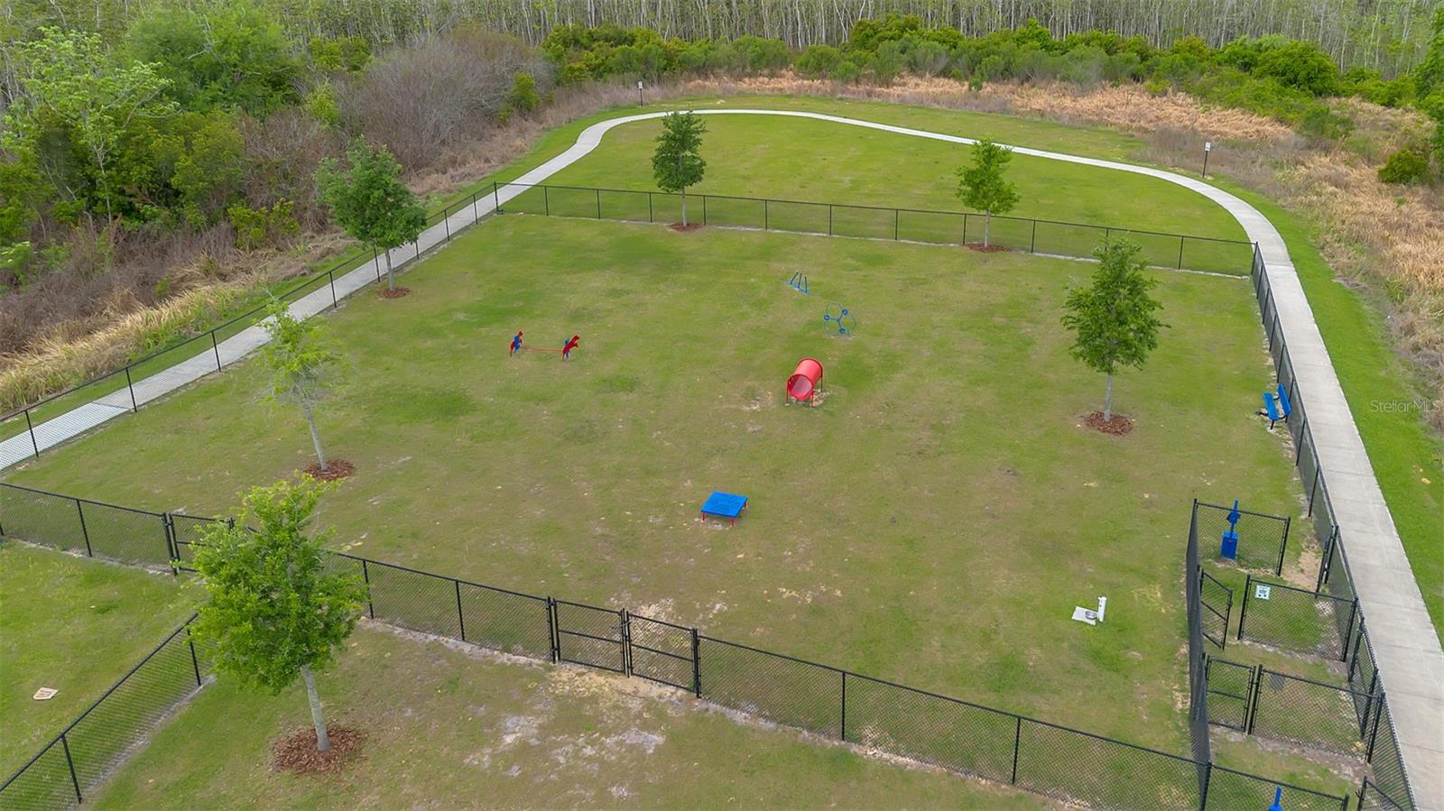 O6396269 Property Photo 30