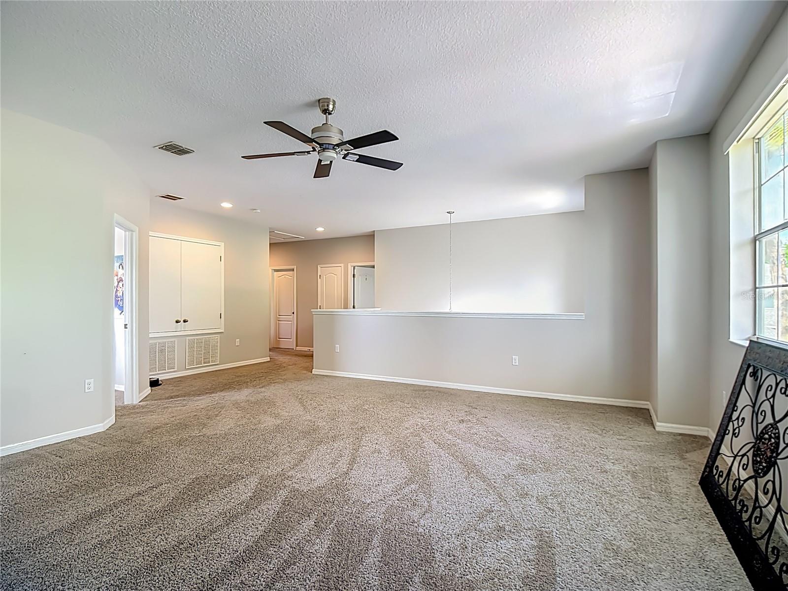 344 Magneta Loop Property Photo 29