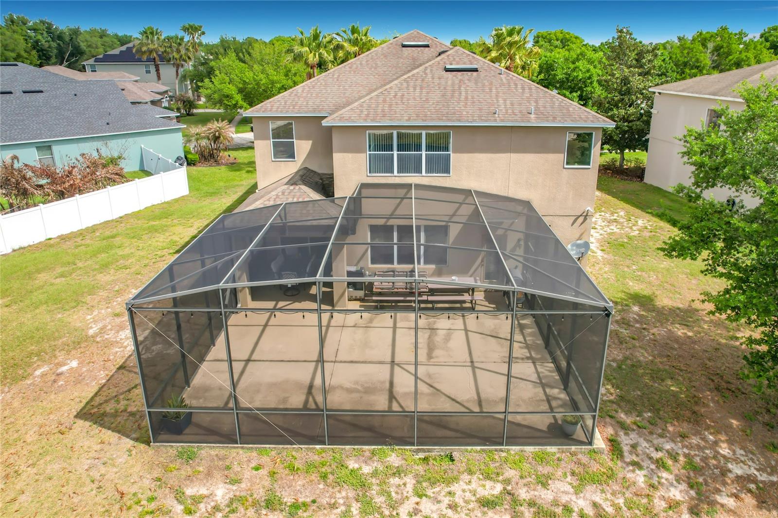 344 Magneta Loop Property Photo 41