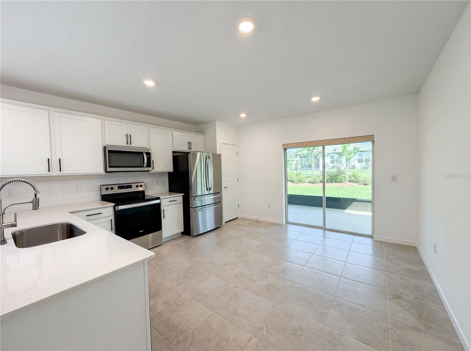 8359 Sw 54th Loop Property Photo 10